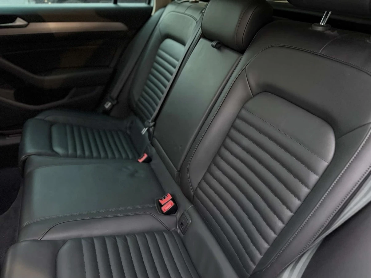 VW Passat 2.0 TDI 240 К.С. HIGHLINE 4MOTION АВТОМАТ, снимка 12 - Автомобили и джипове - 53878145