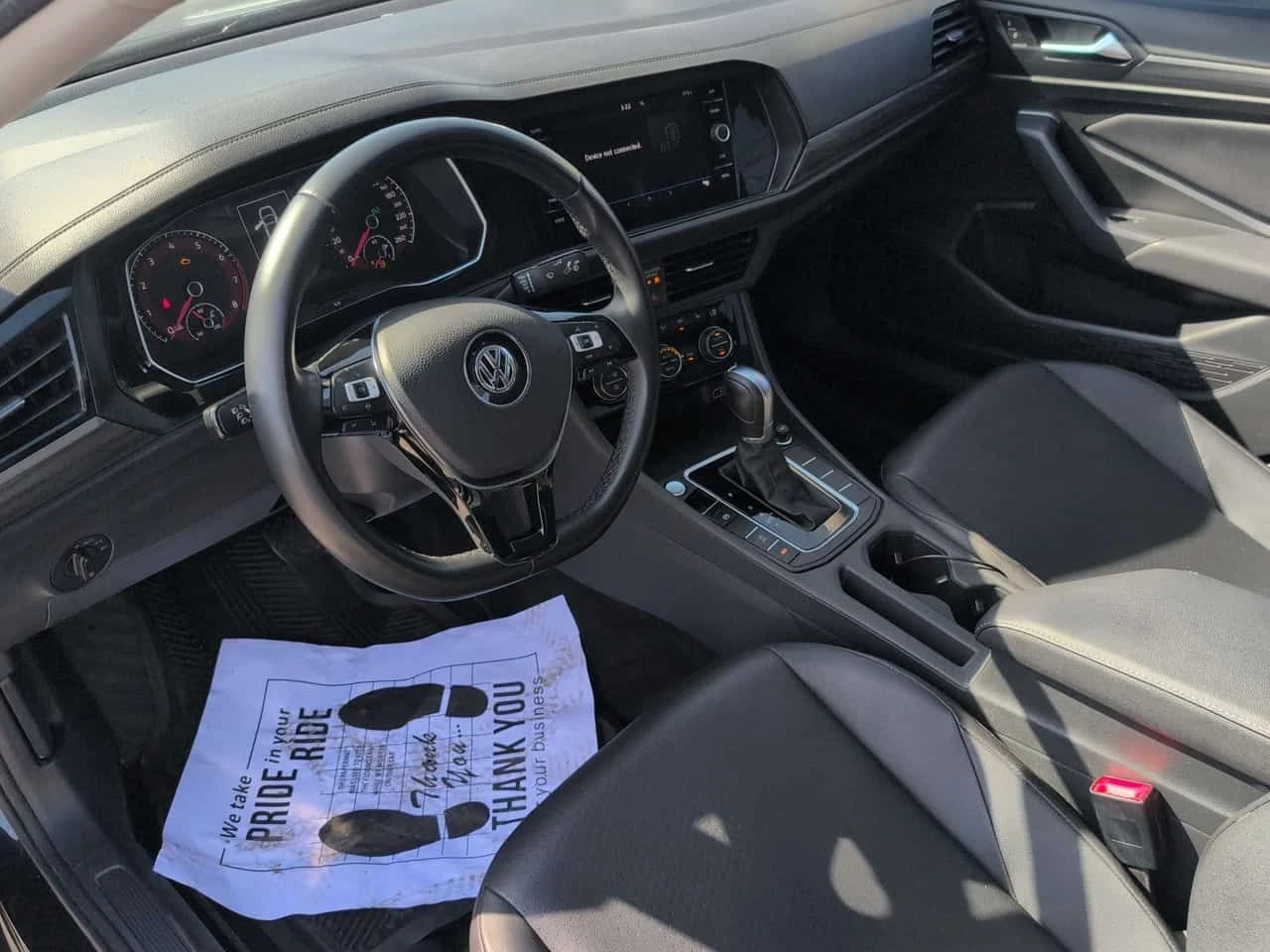 VW Jetta * Highline * 2 КЛЮЧА * ШИБИДАХ * ПОДГРЕВ * CARPLAY, снимка 13 - Автомобили и джипове - 54150669