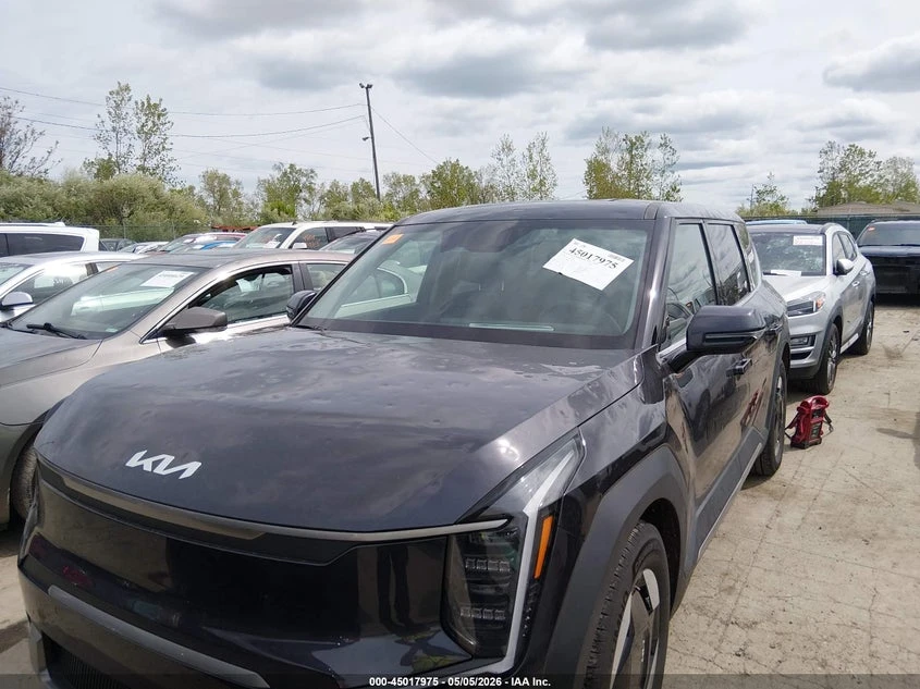 Kia EV9 Light Long Range, снимка 6 - Автомобили и джипове - 54832959