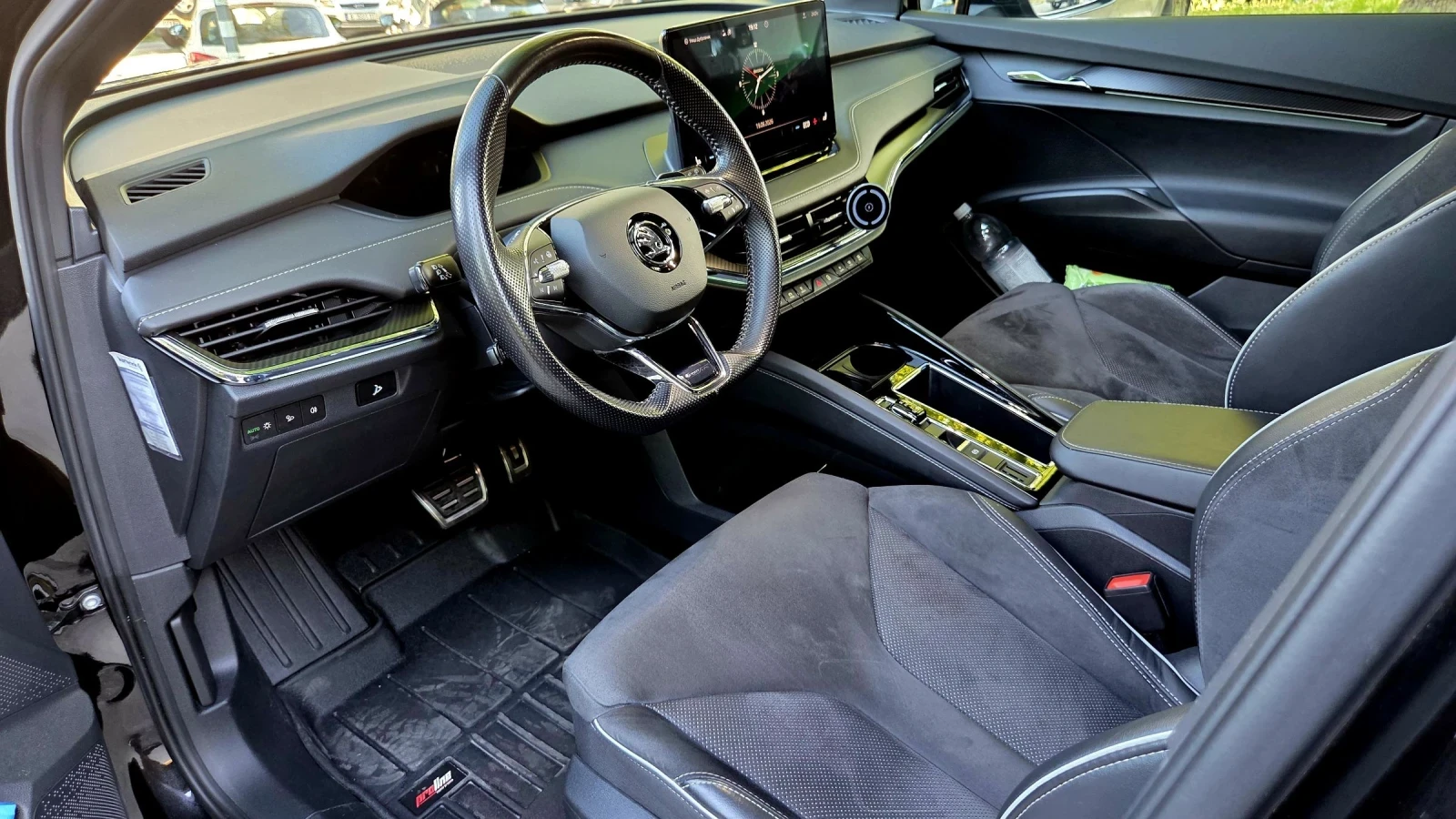 Skoda Enyaq SPORTLINE 80KW , теглич, Carpaly, снимка 9 - Автомобили и джипове - 55081569