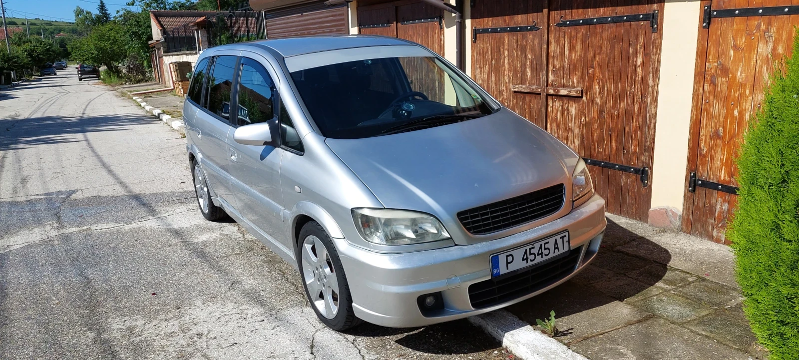 Opel Zafira OPC, снимка 2 - Автомобили и джипове - 55263184