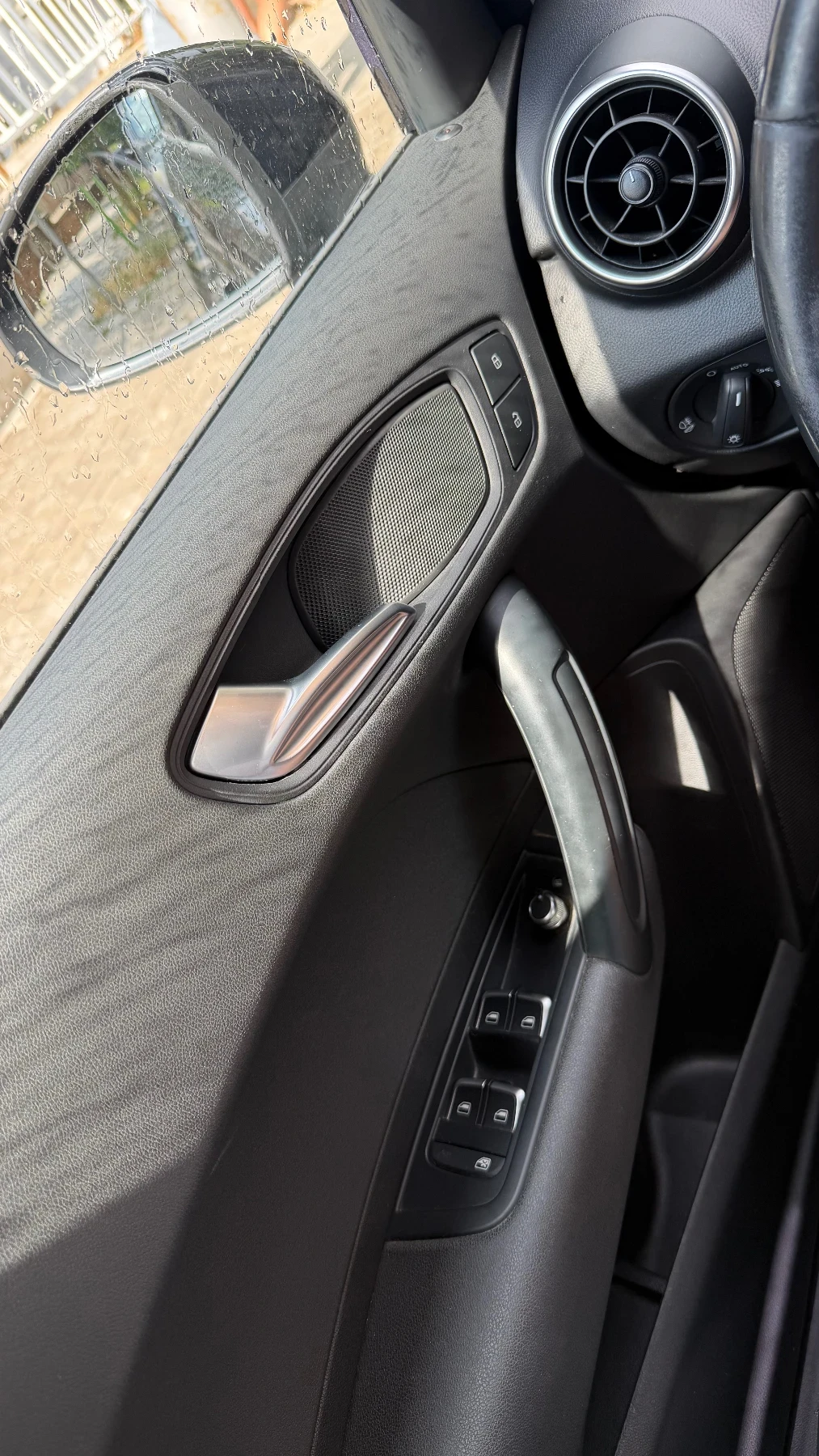 Audi A1 SPORTBACK, снимка 9 - Автомобили и джипове - 55326230