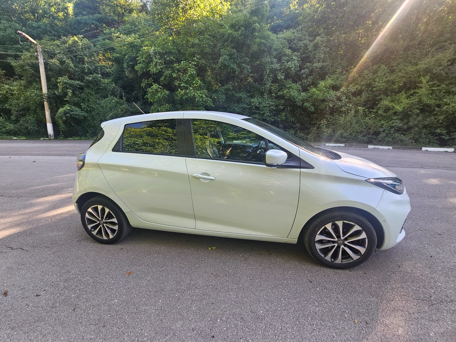 Renault Zoe R135 INTENS 52KWH, снимка 7 - Автомобили и джипове - 55399785