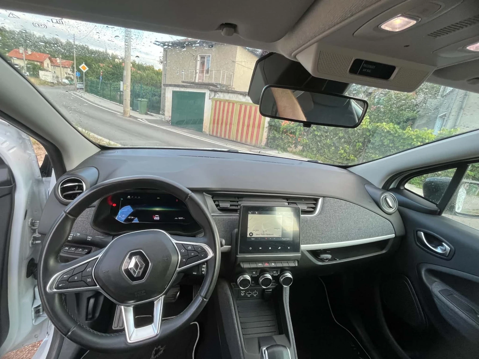 Renault Zoe R110 52KWH, снимка 9 - Автомобили и джипове - 55399785