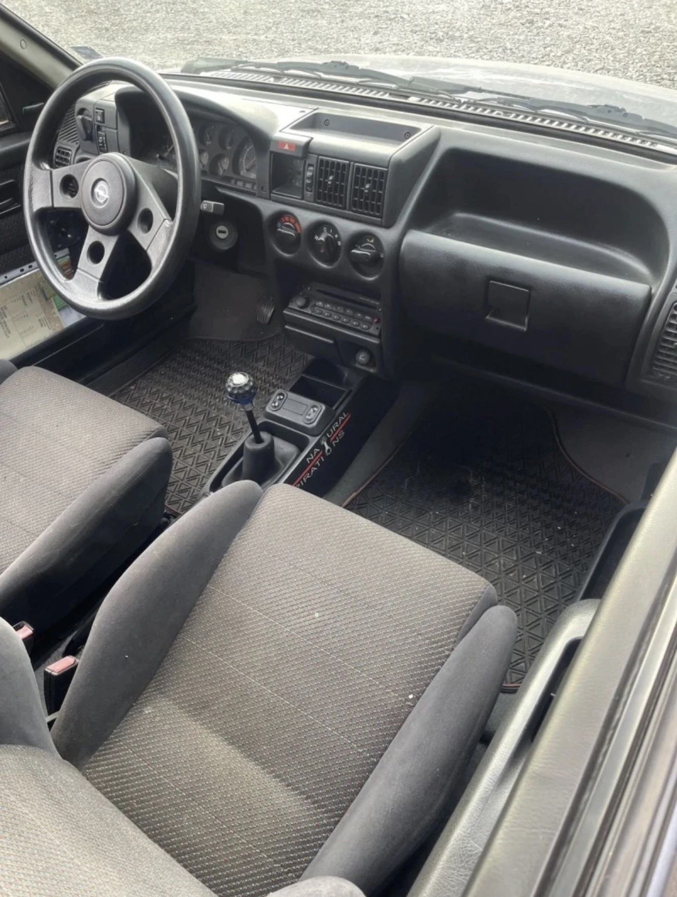 Opel Corsa A GSI V6 , снимка 9 - Автомобили и джипове - 55427820
