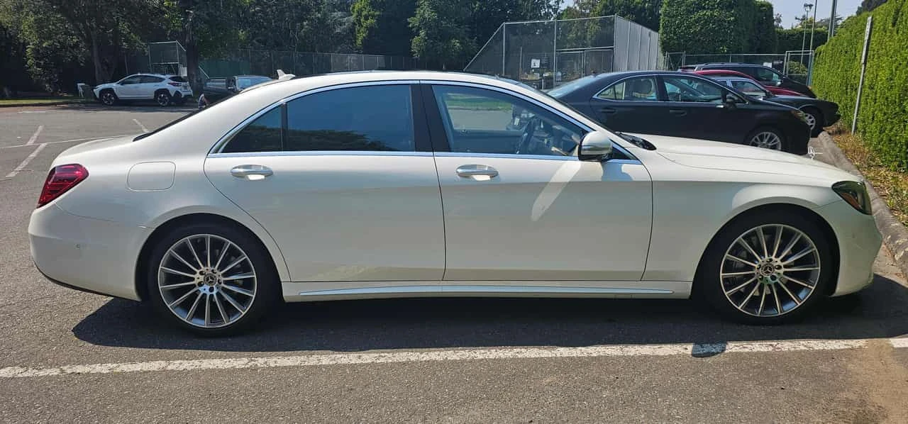 Mercedes-Benz S 560 * CARFAX * ОПЦИЯ ЗА ФИНАНСИРАНЕ, снимка 3 - Автомобили и джипове - 55579187