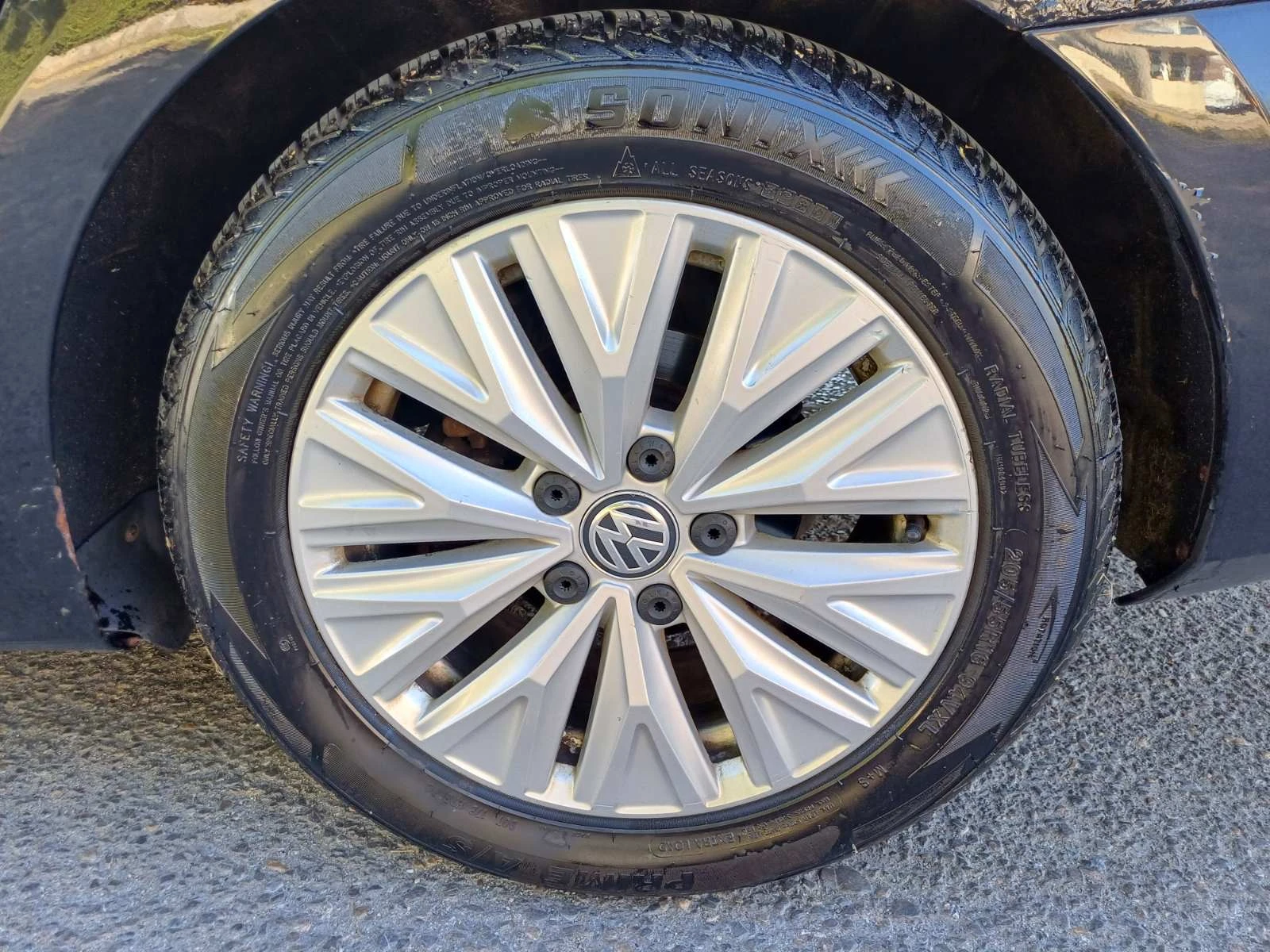 VW Jetta 1.4 TSI, снимка 16 - Автомобили и джипове - 56072616
