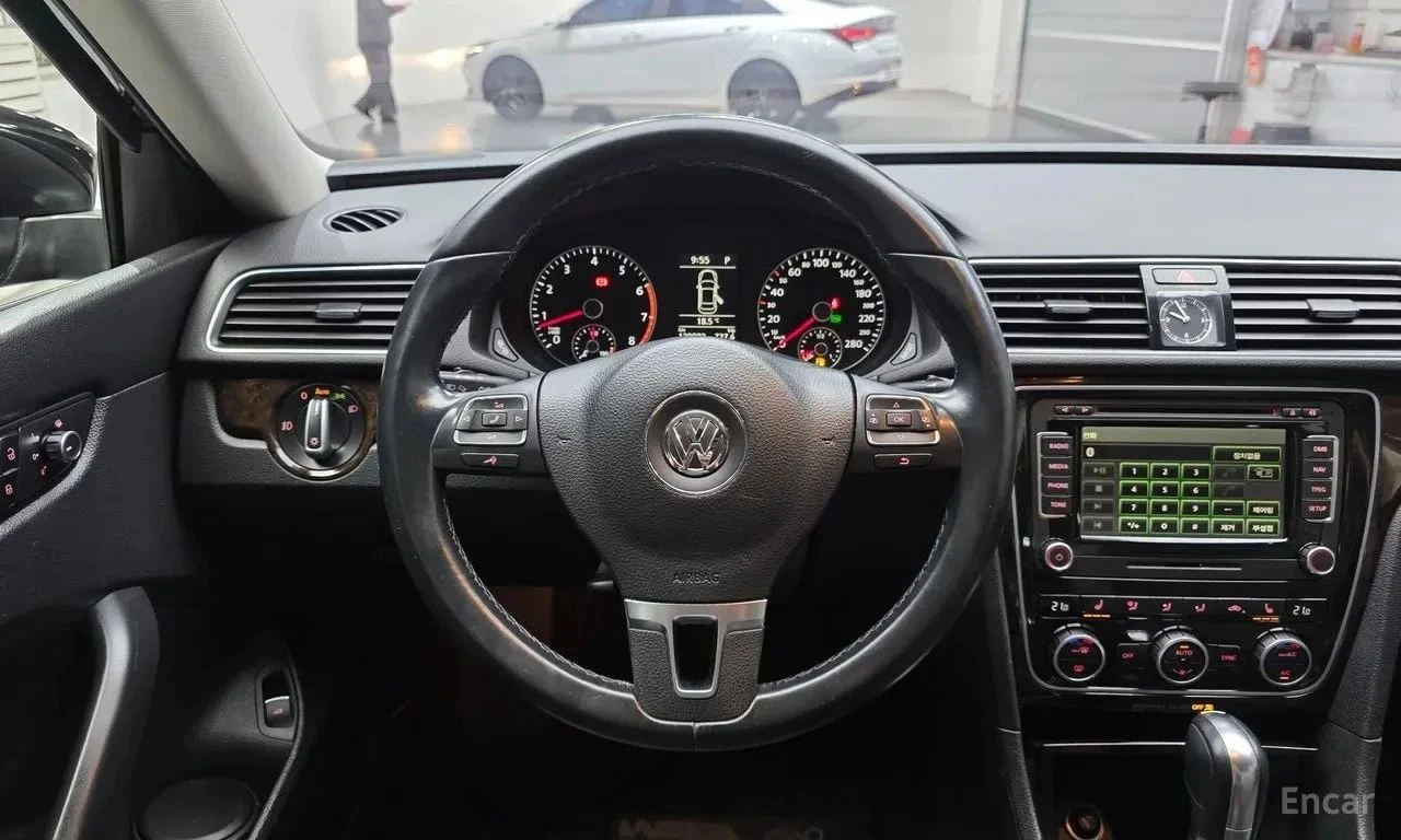 VW Passat, снимка 13 - Автомобили и джипове - 56727941