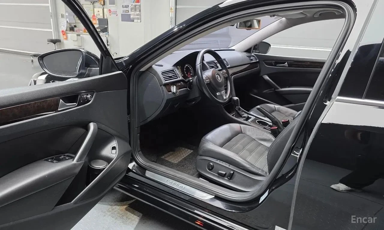 VW Passat, снимка 10 - Автомобили и джипове - 56727941