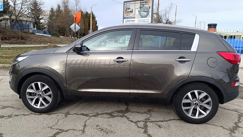 Kia Sportage 1.6i LPG Face, снимка 2 - Автомобили и джипове - 48588586