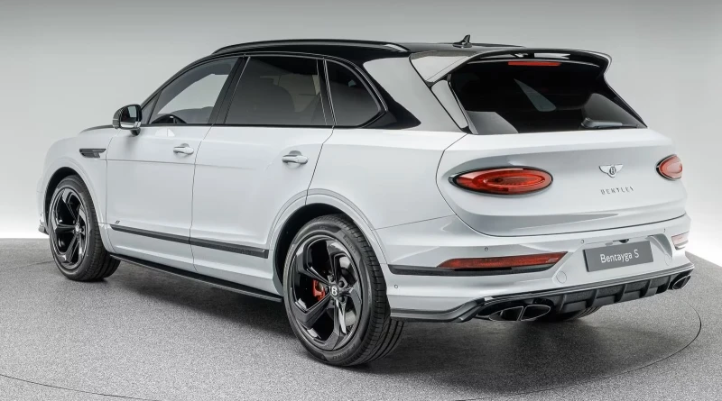 Bentley Bentayga bi-color, снимка 3 - Автомобили и джипове - 52531780