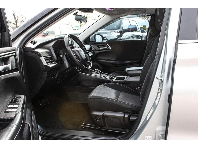 Mitsubishi Outlander * PHEV* CARFAX* АВТО КРЕДИТ* , снимка 11 - Автомобили и джипове - 52800189