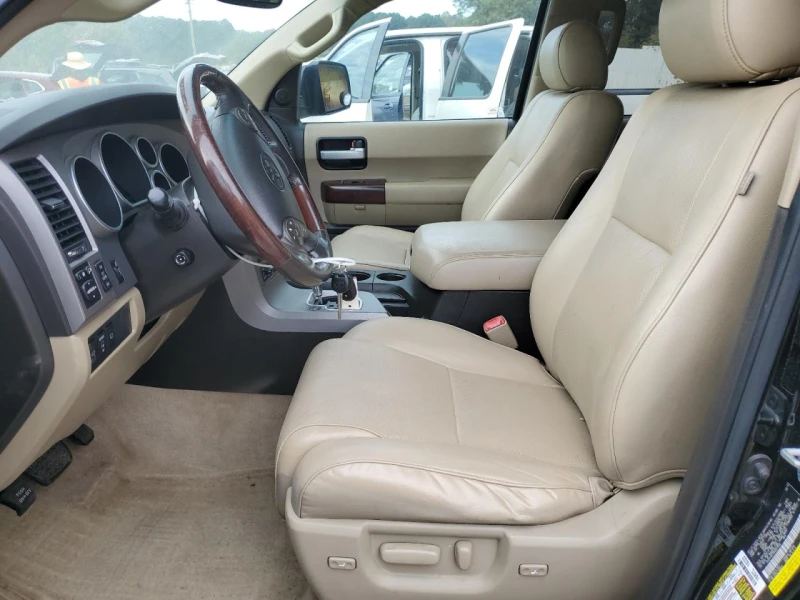 Toyota Sequoia Platinum, снимка 11 - Автомобили и джипове - 52861594