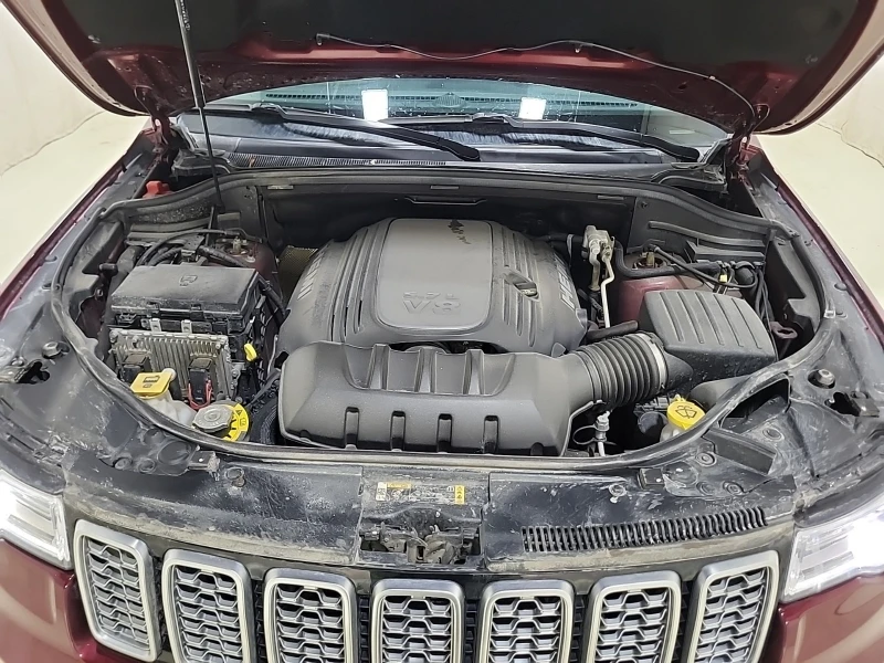 Jeep Grand cherokee * SUMMIT* * Aвтокредит* * Пълна сервизна история* , снимка 15 - Автомобили и джипове - 53525772