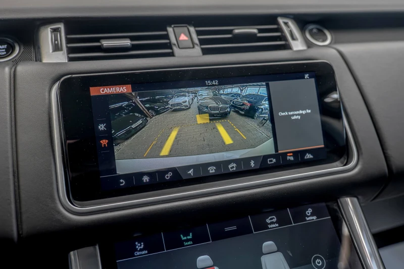 Land Rover Range Rover Sport 3.0d/Virtual/Подгрев/Kамера/Lane Assist/, снимка 10 - Автомобили и джипове - 53583400