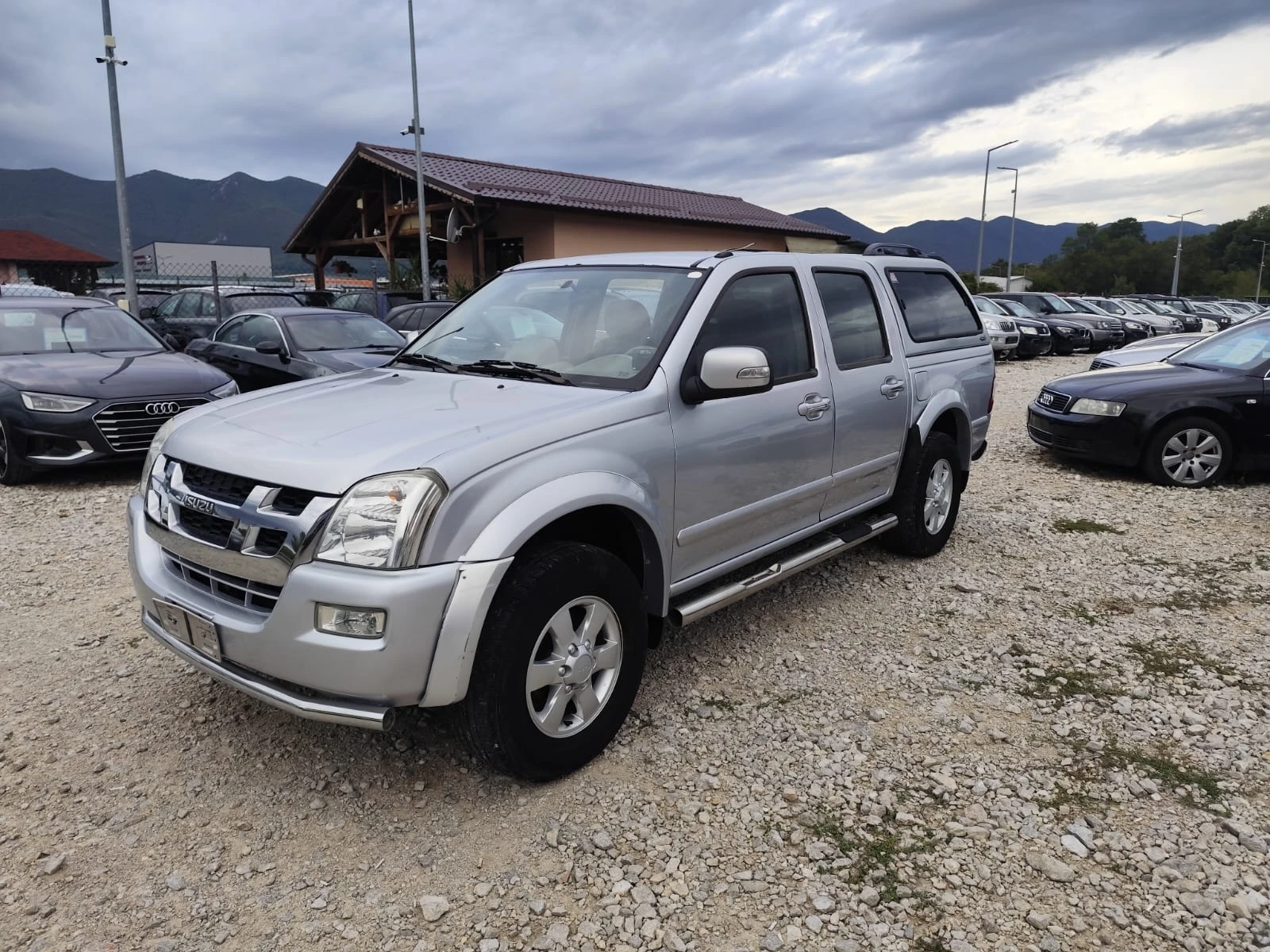 Isuzu D-max 3.0 дизел Италия, снимка 1