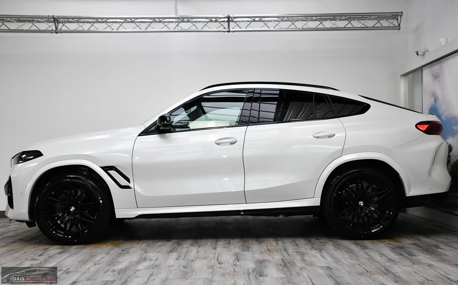 BMW X6 M COMPETITION/B&W/PANO/FACE/360/NAVI/754 - изображение 2