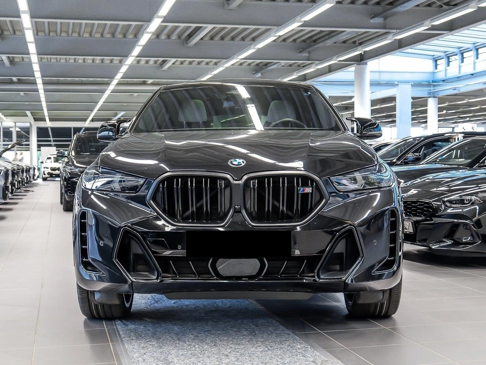 BMW X6 M60i/xDrive/FACELIFT/B&W/EXCLUSIV/PANO/22 - изображение 2