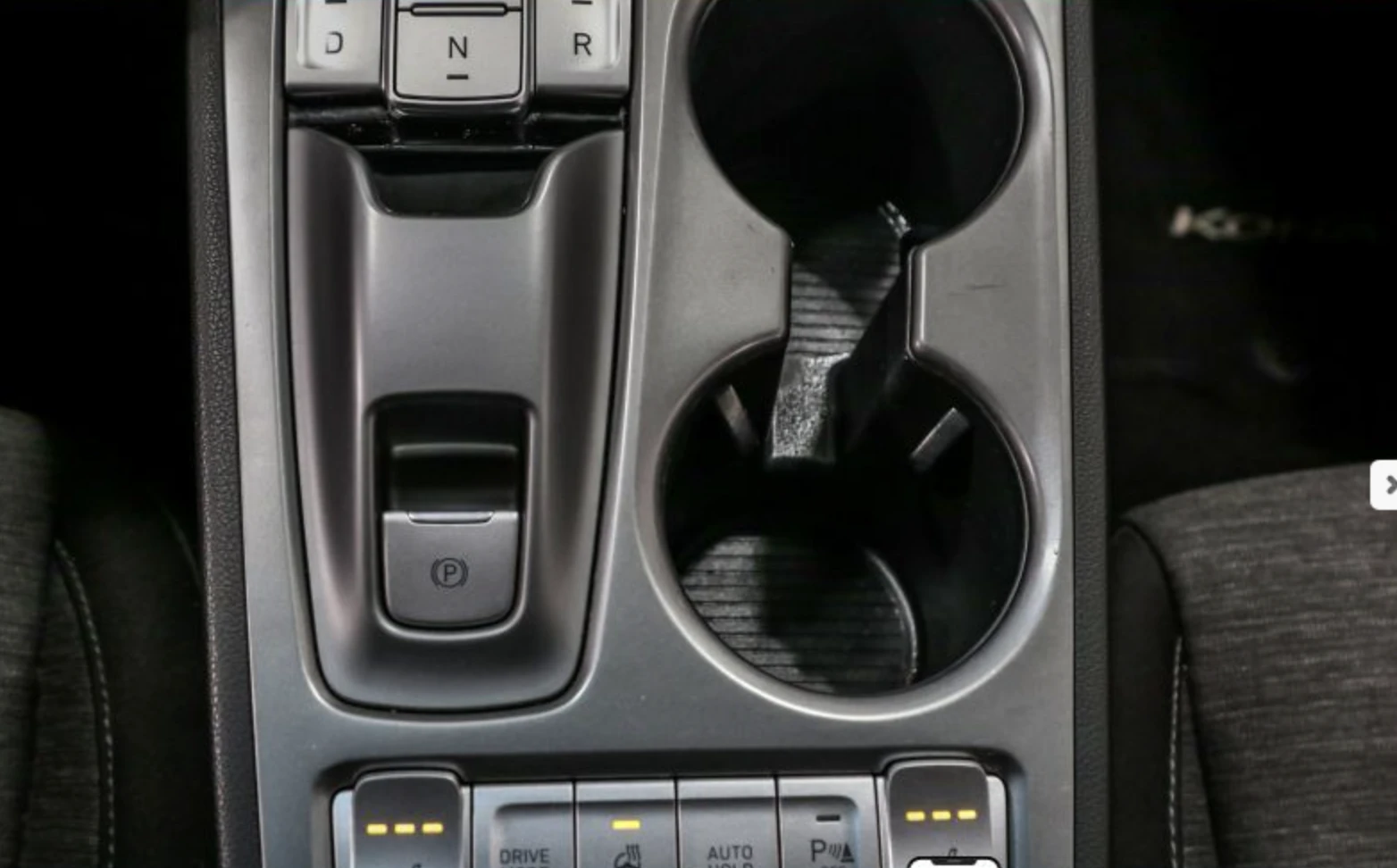 Hyundai Kona EV 64Kw АВТОЛИЗИНГ - изображение 8