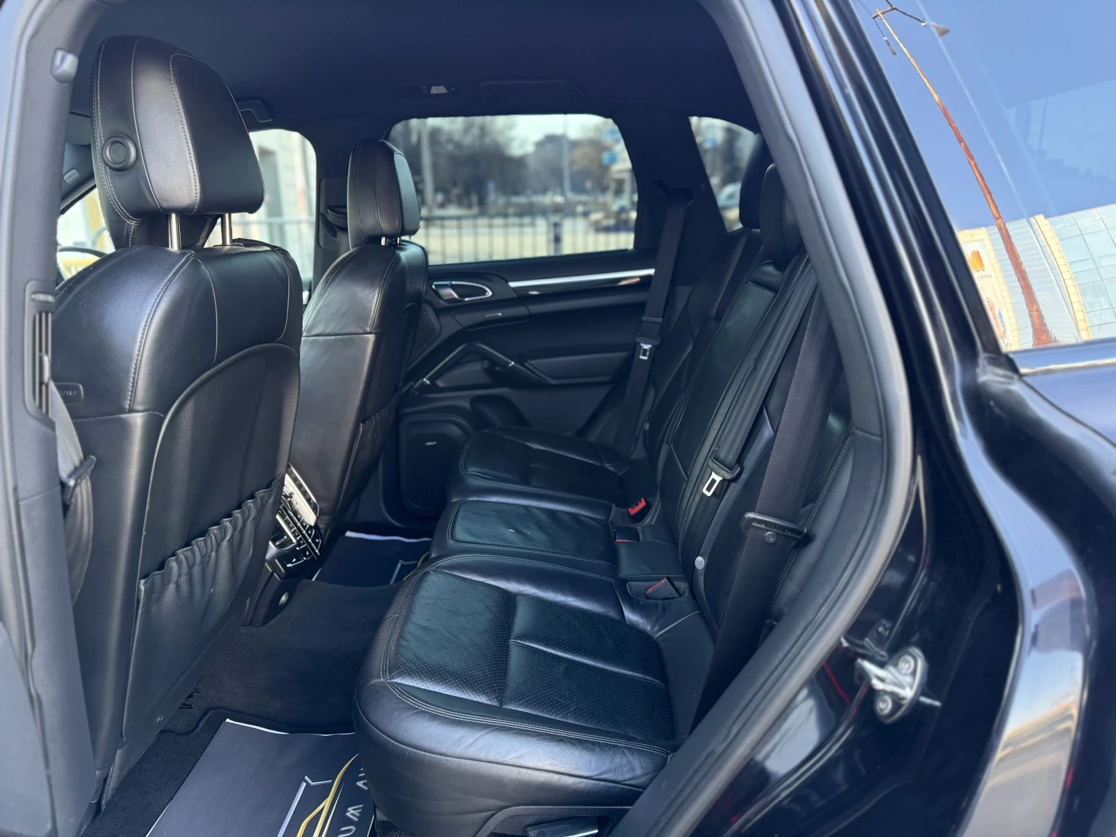 Porsche Cayenne 6 МЕСЕЦА ГАРАНЦИЯ/3.0D 239к.с. Подгрев, снимка 8 - Автомобили и джипове - 53864490