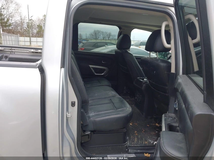 Nissan Titan crew cab 5.6l Titan Sl 4X4 | Mobile.bg � ����������� 8