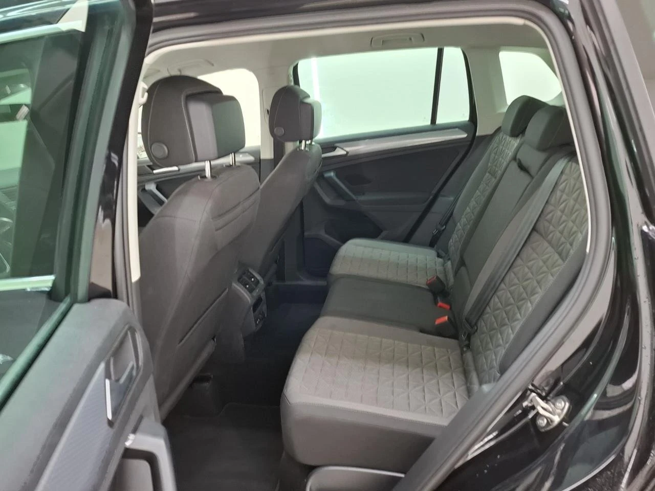VW Tiguan Life Business | Mobile.bg � ����������� 12