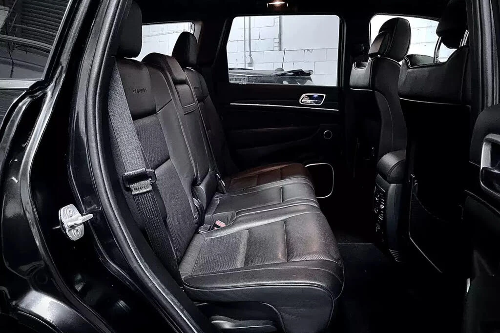 Jeep Grand cherokee 3.6 Summit* DISTRONIC* PANO* ПОДГРЕВ* ОБДУХВАНЕ* , снимка 15 - Автомобили и джипове - 54628797