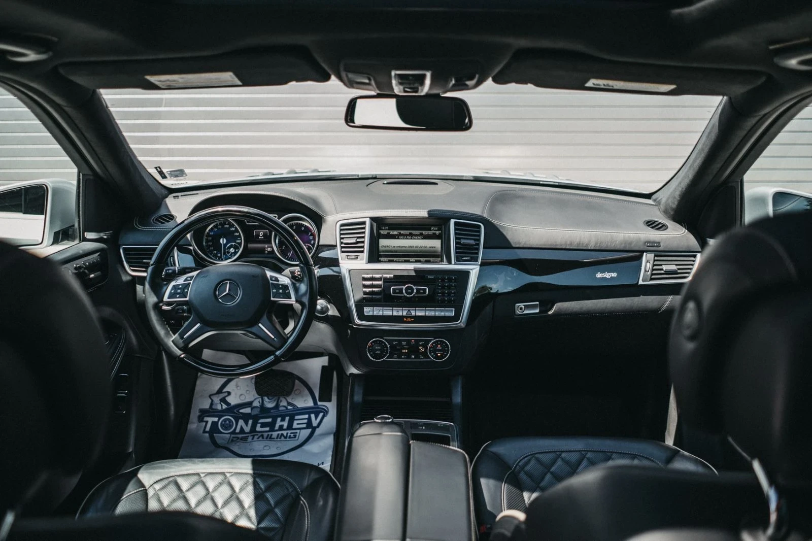 Mercedes-Benz GL 550 AMG-Designo | Harman-360 | Soft Close | Смени вер, снимка 11 - Автомобили и джипове - 55665716