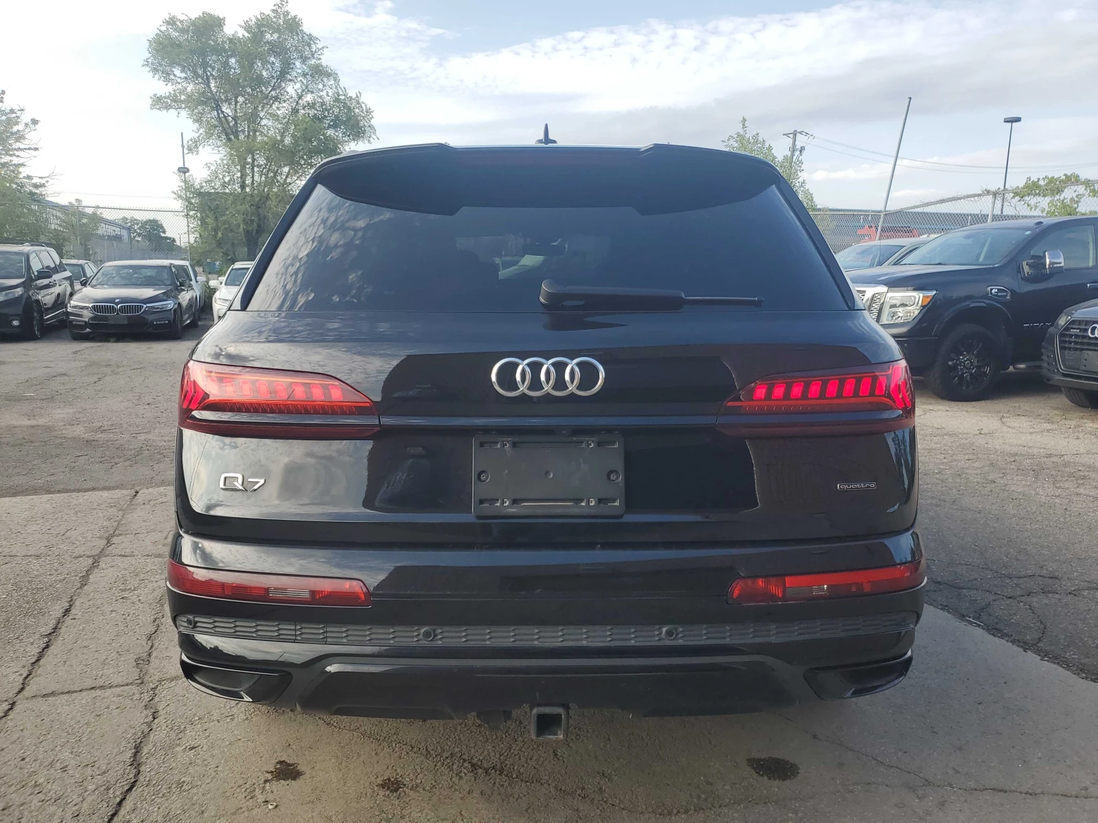 Audi Q7 * Progressiv 55 TFSI quattro * CARFAX * ЦЕНА ДО БГ, снимка 13 - Автомобили и джипове - 55872470