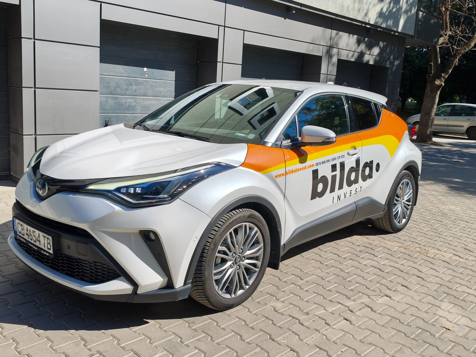 Toyota C-HR хибрид, снимка 3 - Автомобили и джипове - 56413911