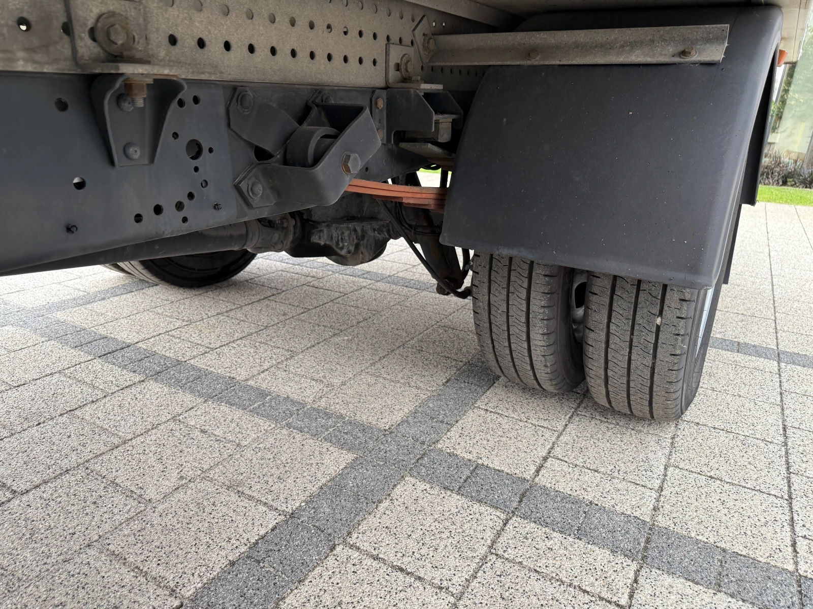 Iveco Daily 35-150 до 3.5т. Хладилен + ток 3.50м. Еuro 6b 2бр. - изображение 6