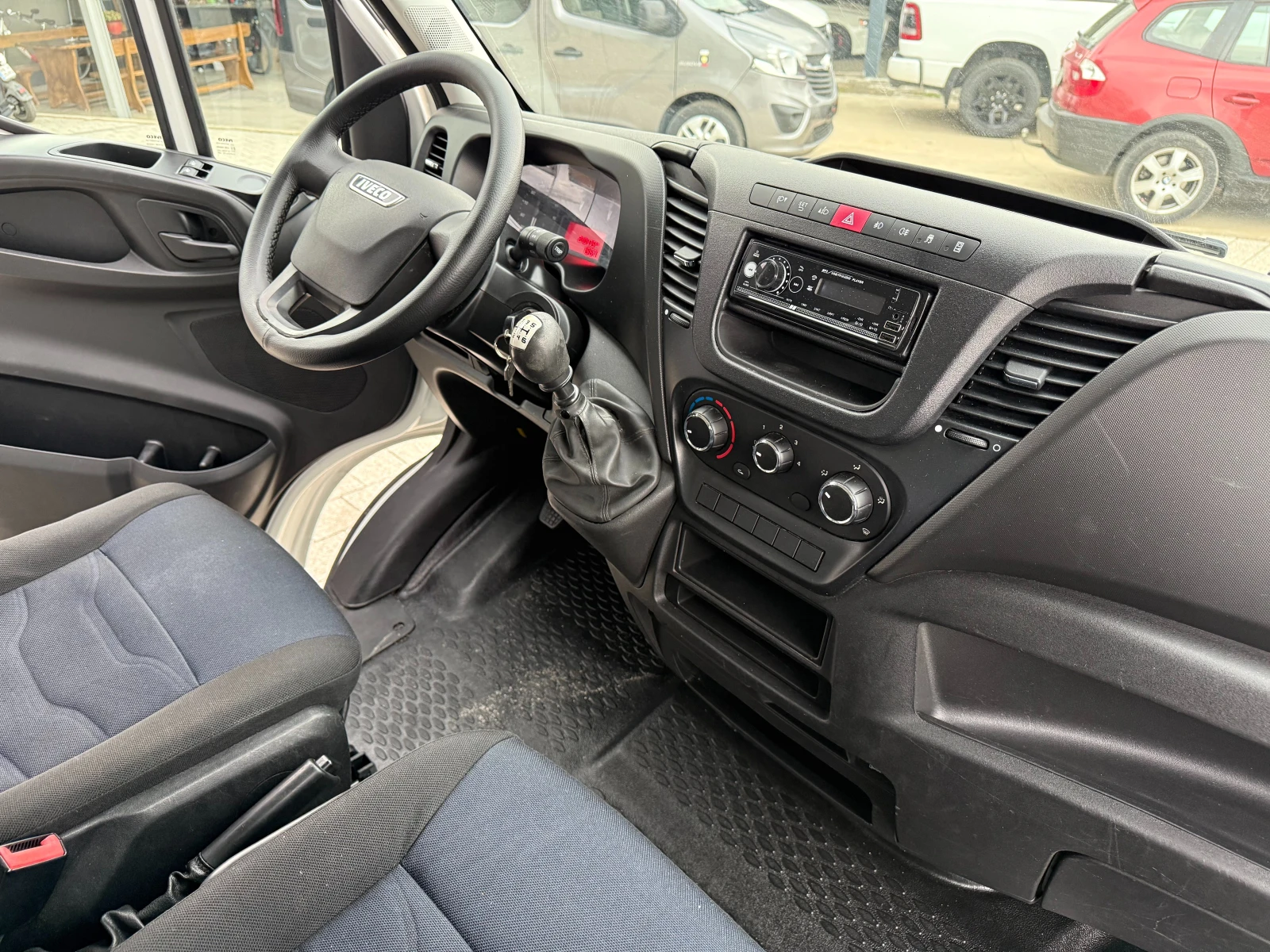 Iveco Daily 35-150  3.5.  +  3.50. uro 6b 2. | Mobile.bg   13