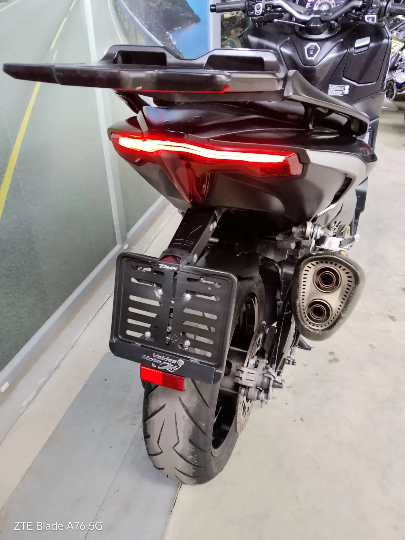 Yamaha T-max 560 ABS LED TC , снимка 13 - Мотоциклети и мототехника - 56182264
