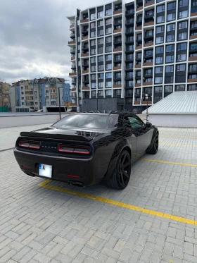 Dodge Challenger 5.7 HEMI, снимка 2