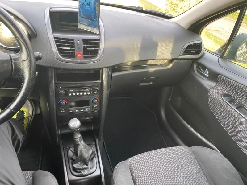 Peugeot 207, снимка 14 - Автомобили и джипове - 48084297