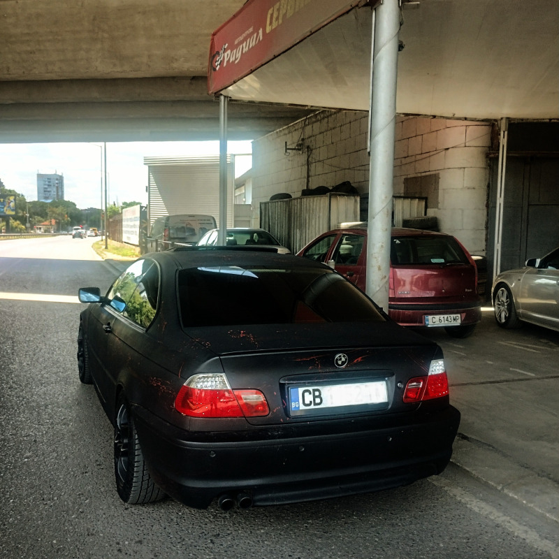 BMW 330, снимка 2 - Автомобили и джипове - 46408037