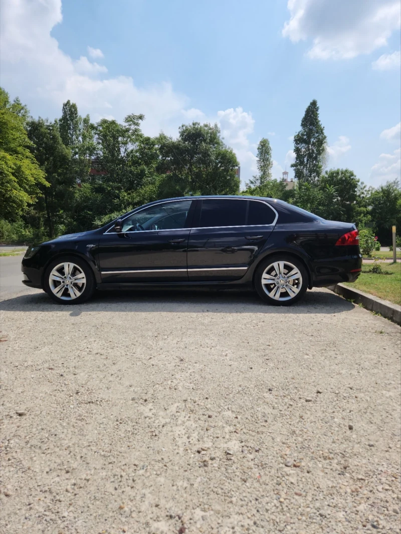 Skoda Superb 3.6, V6, 4x4, Laurin & Klement, снимка 1 - Автомобили и джипове - 47286002