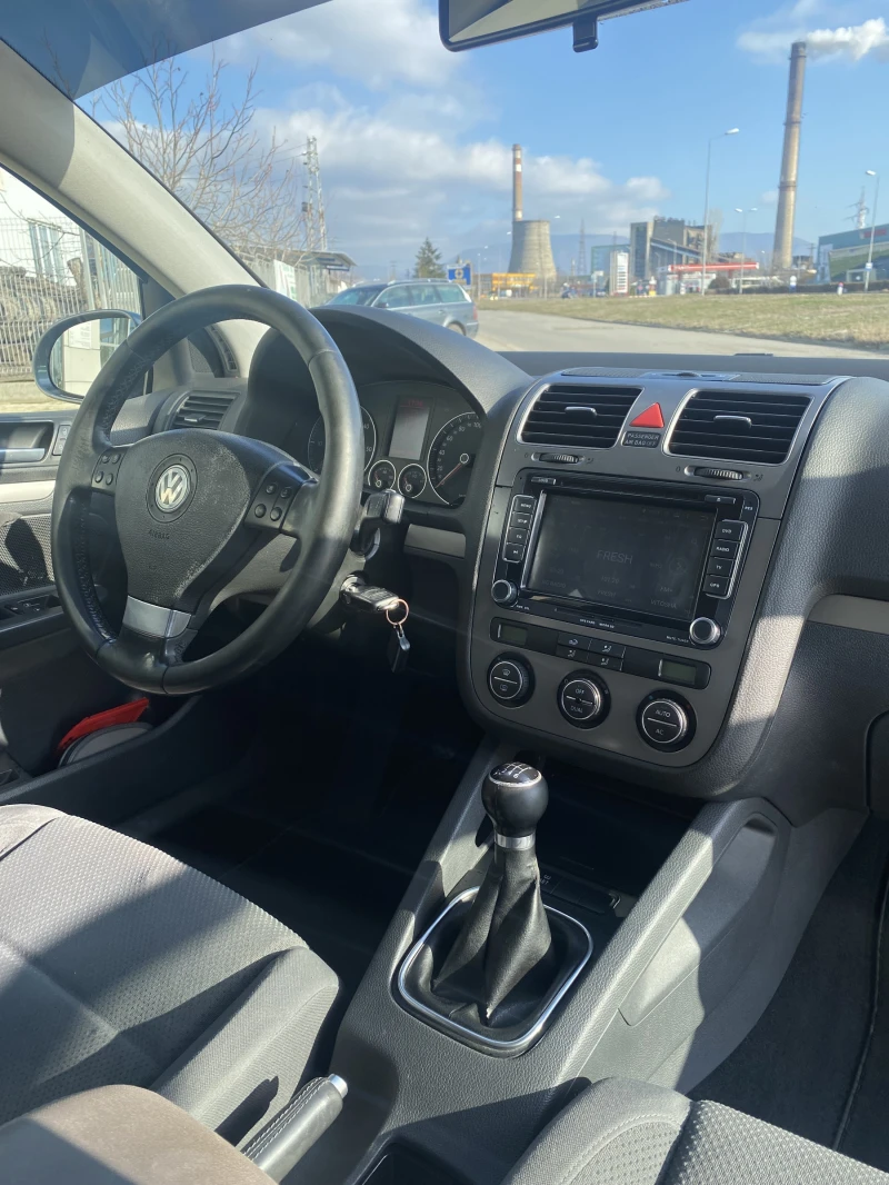 VW Golf, снимка 8 - Автомобили и джипове - 47792121