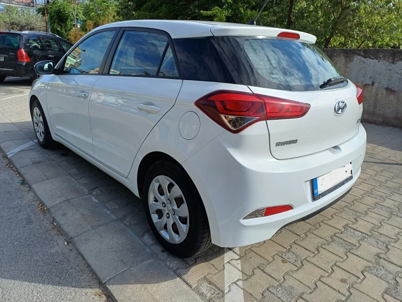 Hyundai I20, снимка 7 - Автомобили и джипове - 48758239