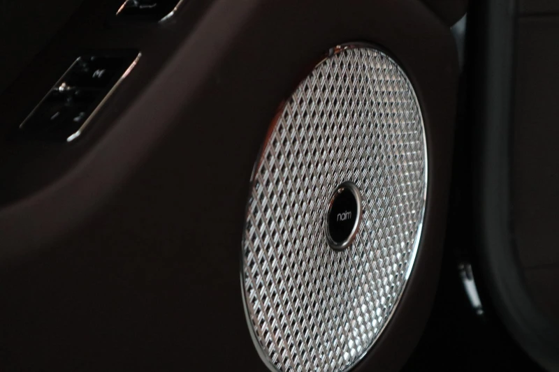 Bentley Flying Spur V8 HYBRID MULLINER NAIM PANO, снимка 8 - Автомобили и джипове - 51508973