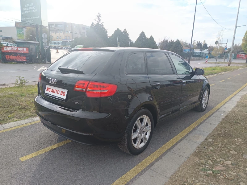 Audi A3 1.6TDI , снимка 8 - Автомобили и джипове - 52333590