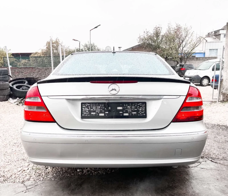 Mercedes-Benz E 320 3.2cdi 204kc avangarde panorama , снимка 7 - Автомобили и джипове - 52639194