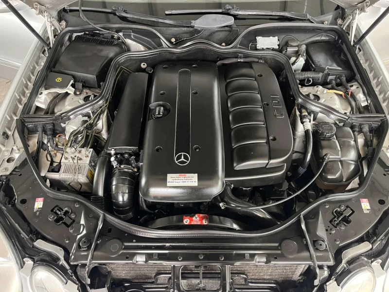 Mercedes-Benz E 320 3.2cdi 204kc avangarde panorama , снимка 17 - Автомобили и джипове - 52639194