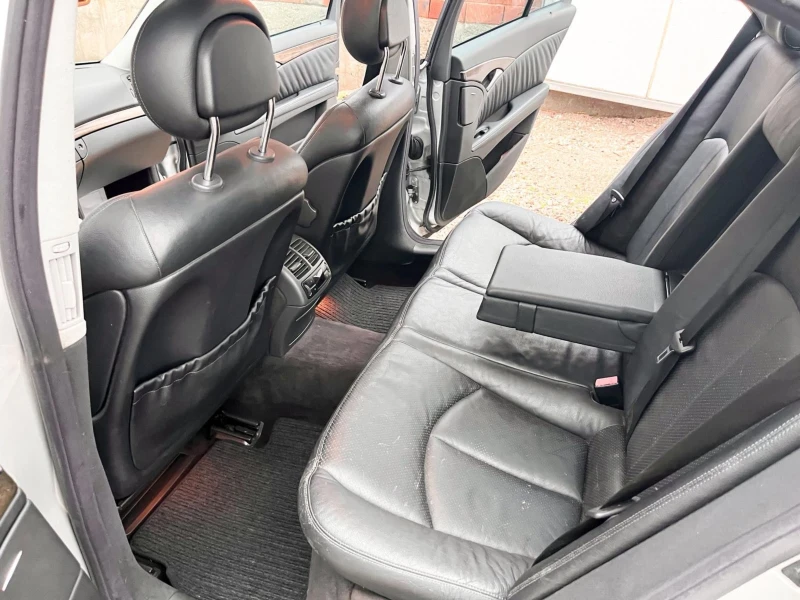 Mercedes-Benz E 320 3.2cdi 204kc avangarde panorama , снимка 15 - Автомобили и джипове - 52639194