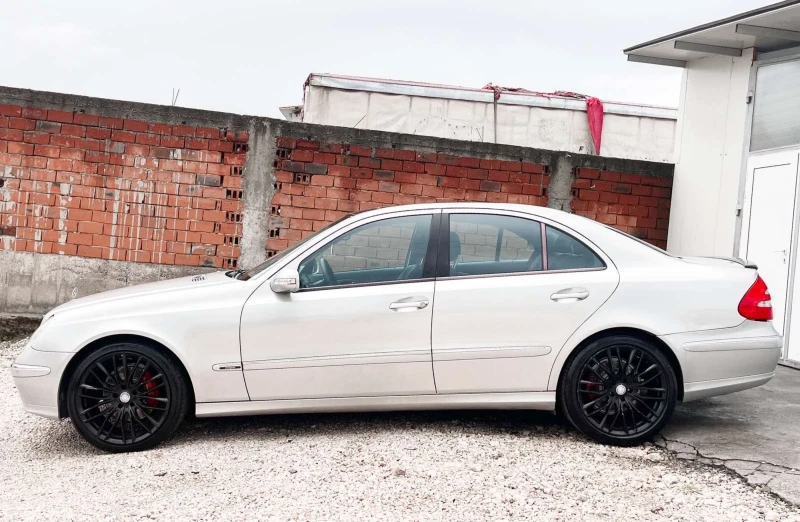 Mercedes-Benz E 320 3.2cdi 204kc avangarde panorama , снимка 4 - Автомобили и джипове - 52639194