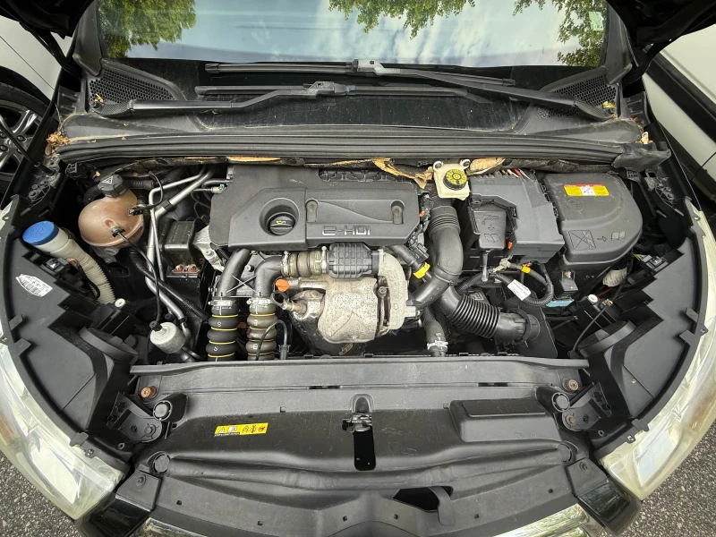 Citroen DS4, снимка 8 - Автомобили и джипове - 52455023