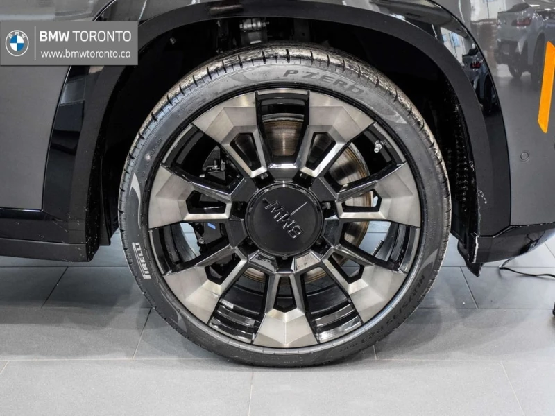 BMW XM * CARFAX * БЕЗ ПЪРВОНАЧАЛНА ВНОСКА, снимка 3 - Автомобили и джипове - 52913388