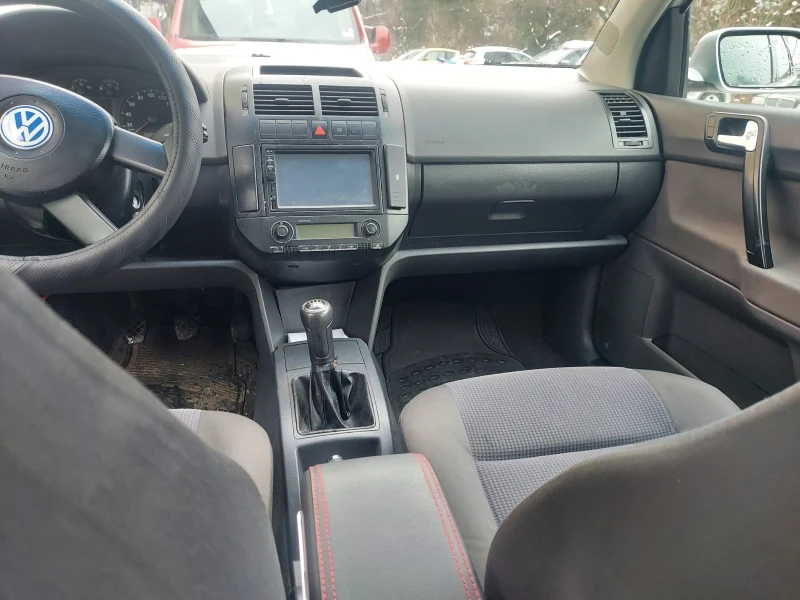 VW Polo, снимка 6 - Автомобили и джипове - 53371783
