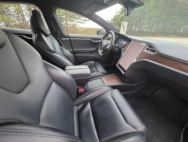 Tesla Model S S100D Безупречна, снимка 13 - Автомобили и джипове - 53556121