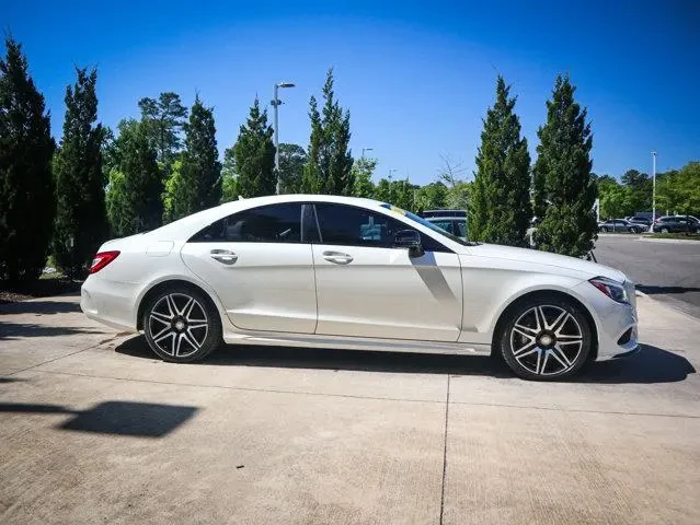 Mercedes-Benz CLS 550  - изображение 7